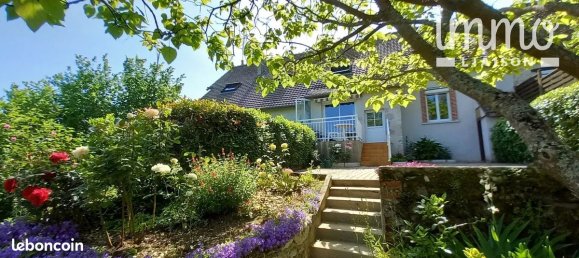 6 bedrooms House in Vineuil, France No. 86376 17