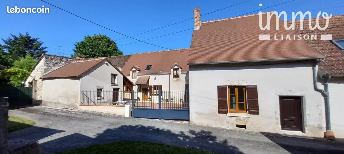 6 bedrooms House in Vineuil, France No. 86376