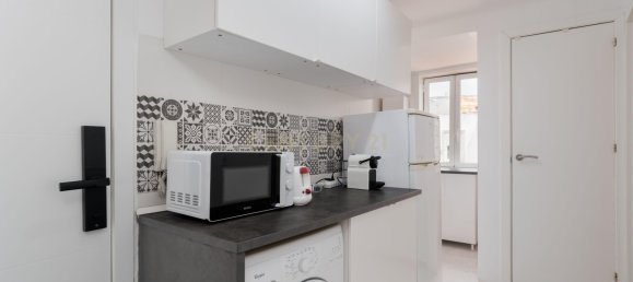 10 bedrooms Building in Lisbon, Portugal No. 250728 32