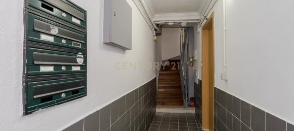 10 bedrooms Building in Lisbon, Portugal No. 250728 12