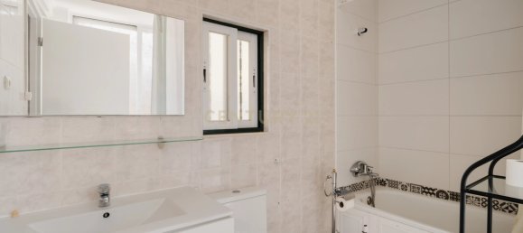 10 bedrooms Building in Lisbon, Portugal No. 250728 26