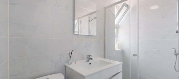 10 bedrooms Building in Lisbon, Portugal No. 250728 45