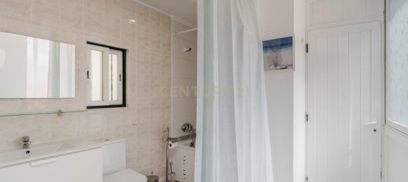 10 bedrooms Building in Lisbon, Portugal No. 250728 28