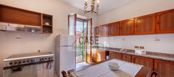 Apartamento de 4 divisões em Abbadia San Salvatore, Italy N.º 122463 3
