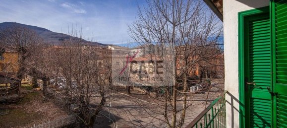 Apartamento de 4 divisões em Abbadia San Salvatore, Italy N.º 122463 4