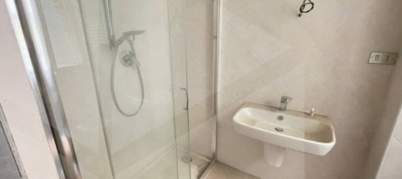 Дом с 6 комнатами в Корато, Италия № 32802 31