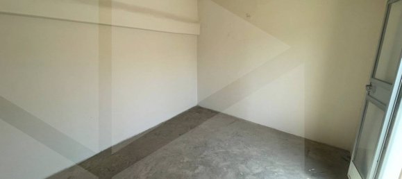 Дом с 6 комнатами в Корато, Италия № 32802 8