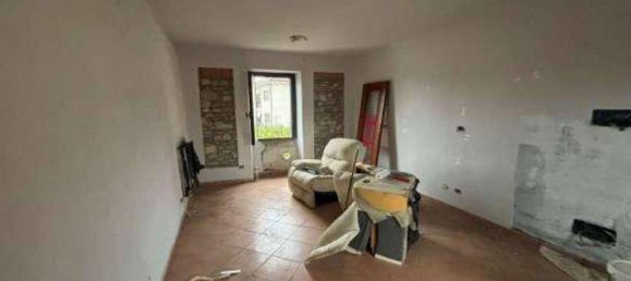 2 bedrooms Apartment in Cocquio-Trevisago, Italy No. 281760 3