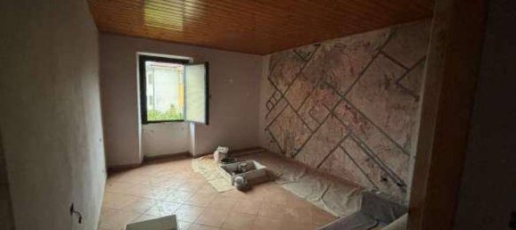 2 bedrooms Apartment in Cocquio-Trevisago, Italy No. 281760 5