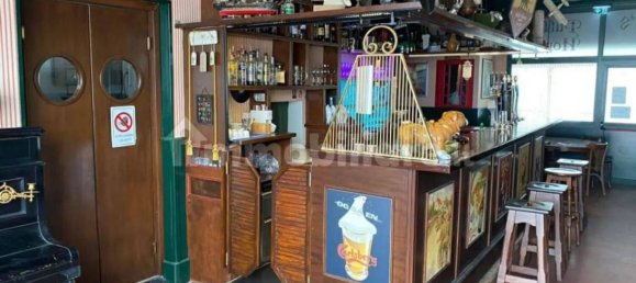 3 rooms Commercial property in Aprilia, Italy No. 228712 4