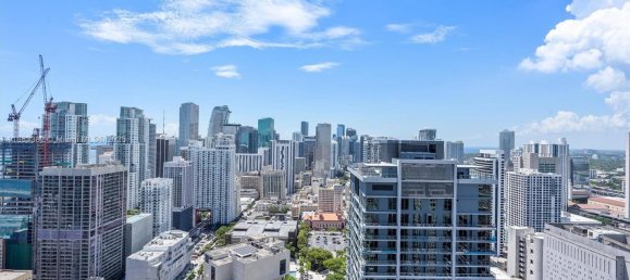 34.75m² Commercial property for sale in Miami, Miami-Dade, Florida, USA № 614629 5