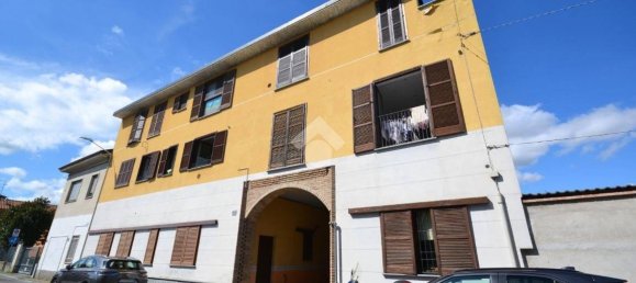 1 bedroom Apartment in Bovisio Masciago, Italy No. 331028 2