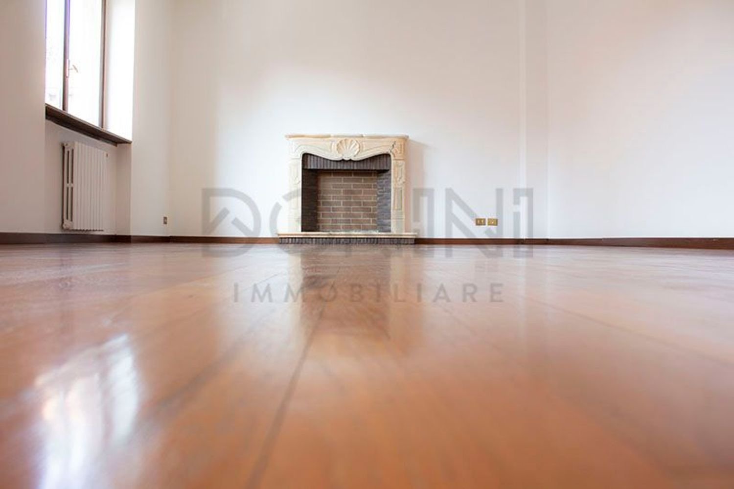 Квартира с 3 комнатами в Традате, Италия № 15752