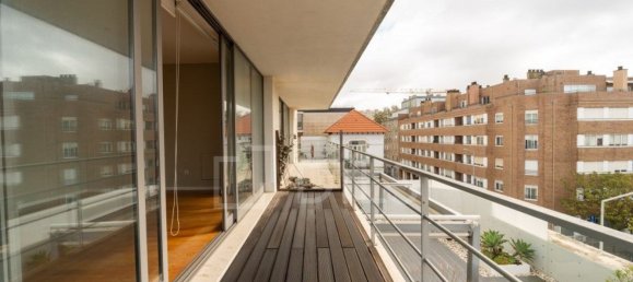 Dúplex de 4 dormitorios en Matosinhos, Portugal No. 127689 10