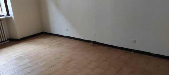 3 bedrooms Apartment in Alessandria, Italy No. 49475 6