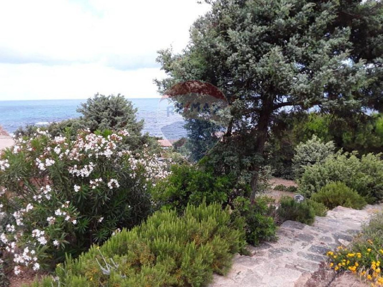 Вилла с 7 спальнями в Тринита д’Агульту э Виньола, Италия № 215607