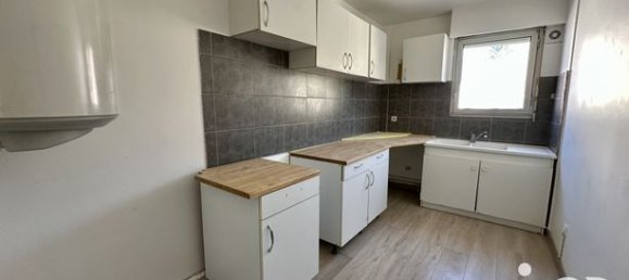 Studio in Thorigny-sur-Marne, France No. 283476 3