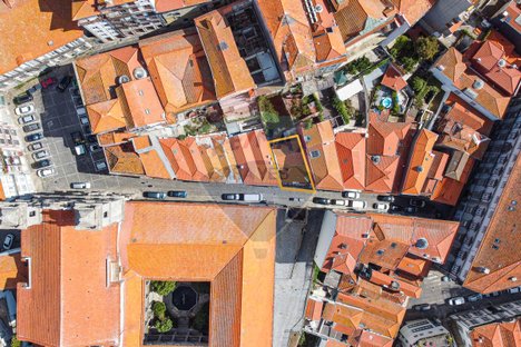  بناية في Porto, Portugal 210متر مربع رقم 39900