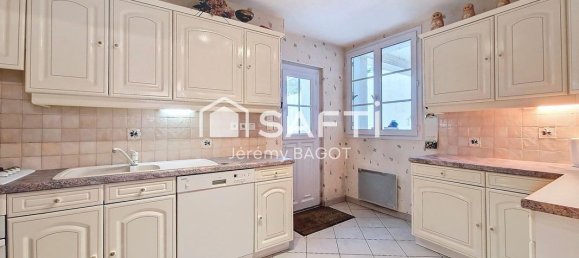 Adosado de 4 dormitorios en Azay-le-Rideau, France No. 71627 9