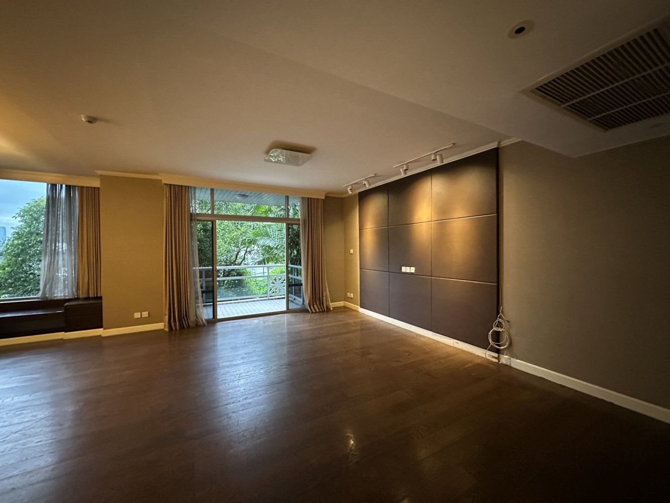 Apartamento com 3 quartos em condomínio em Pathum Wan, Thailand N.º 68699