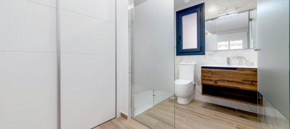 2 bedrooms Apartment in Los Arenales Del Sol, Spain No. 8799 8