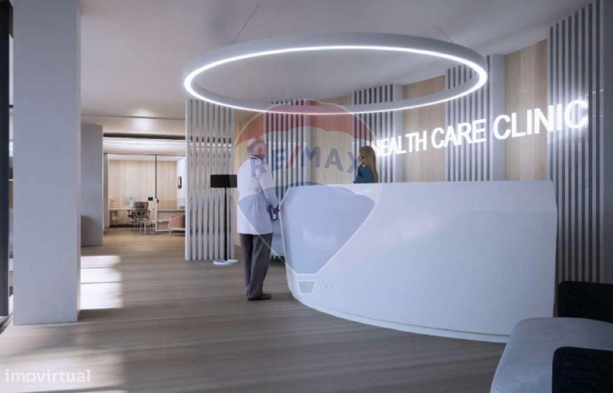 49m² Office in Figueira da Foz, Portugal No. 69329