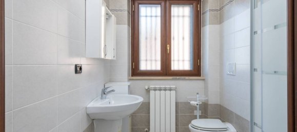 1 bedroom Apartment in Frascati, Italy No. 349900 14