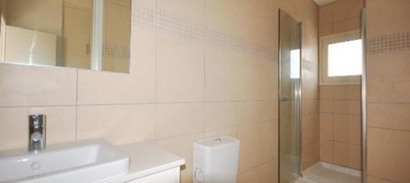 Вилла с 3 спальнями в Нео Хорио, Кипр № 10488 8