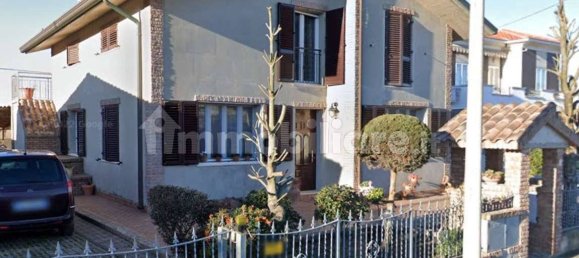 5 rooms Apartment in Rimini, Italy No. 11465 3