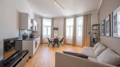 Квартира с 2 комнатами в Майдлинг, Австрия № 34116