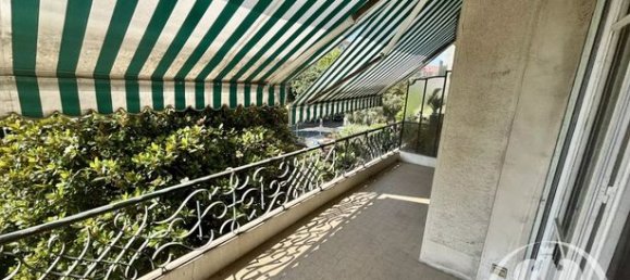 3 bedrooms Apartment in Nice, France No. 305979 2