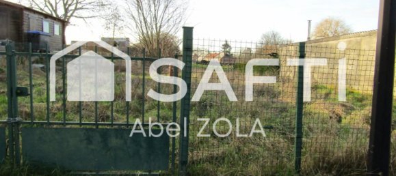 Terrain à Villeselve, France 725m² No. 234789 2