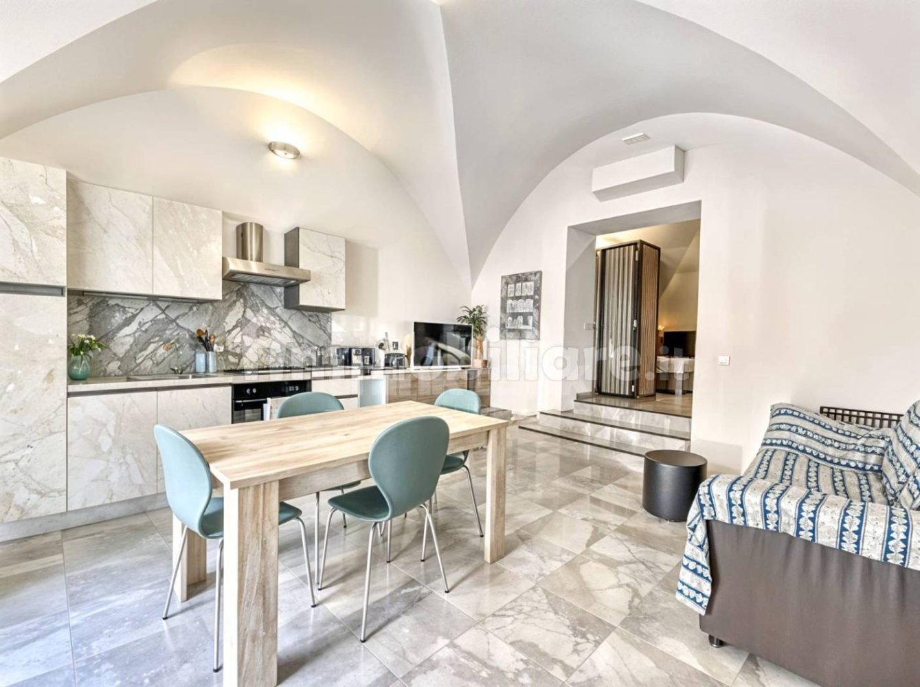 Apartamento de 2 dormitorios en Letojanni, Italy No. 107174