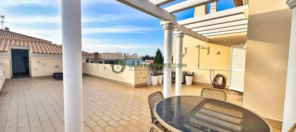 2 Schlafzimmer Doppelhaus in Quarteira, Portugal, Nr. 61857 21