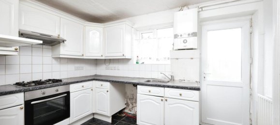 3 Schlafzimmer Haus in Watford, United Kingdom, Nr. 6797 9