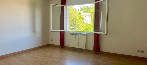 8 bedrooms House in Vienne, France No. 330983 16