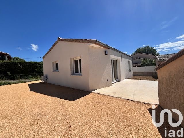 Casa de 3 habitaciónes en Saint-Privat, France No. 204909