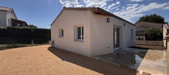 Casa de 3 habitaciónes en Saint-Privat, France No. 204909 3