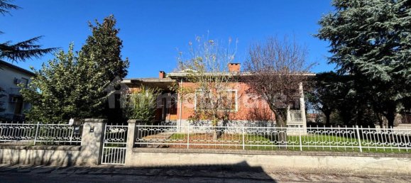 Вилла с 3 спальнями в Сан Секондо Парменсе, Италия № 21072 8