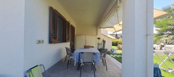 Villa T2 em Campofelice di Roccella, Italy N.º 77685 4