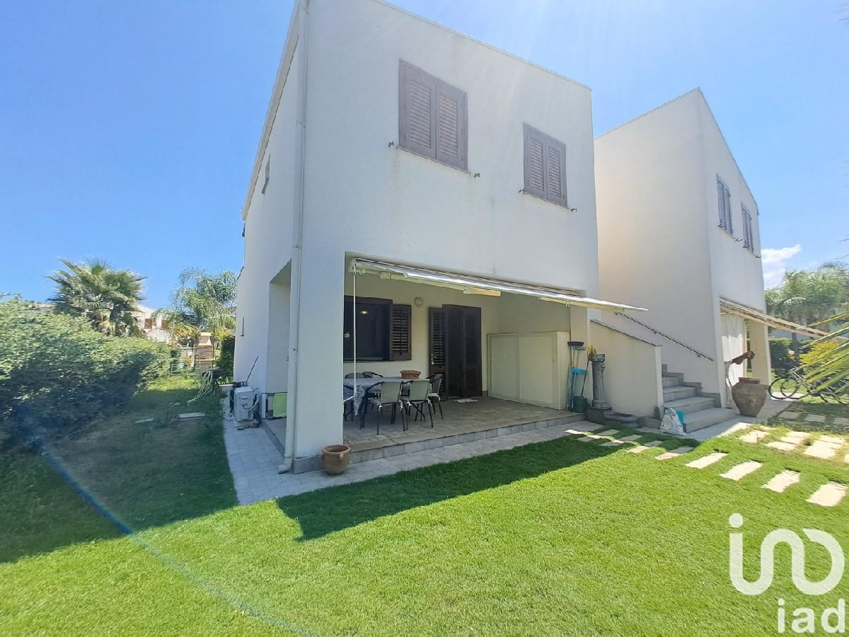 Villa T2 em Campofelice di Roccella, Italy N.º 77685