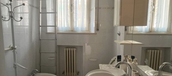 5 rooms House in Jesi, Italy No. 120068 6