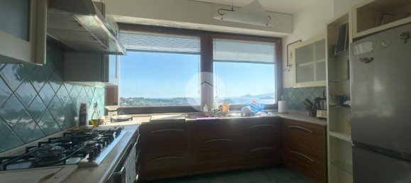 3 bedrooms Apartment in Naples, Italy No. 283731 17