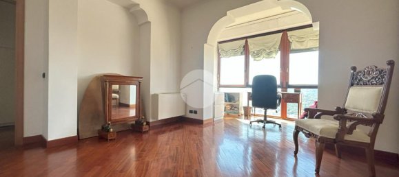 3 bedrooms Apartment in Naples, Italy No. 283731 20