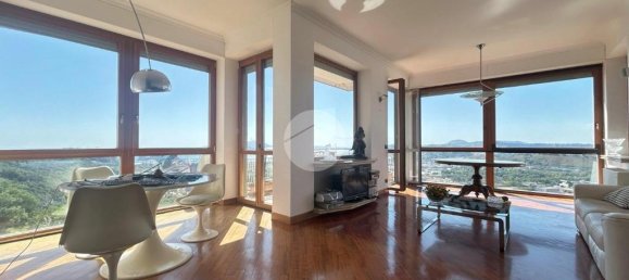 3 bedrooms Apartment in Naples, Italy No. 283731 7