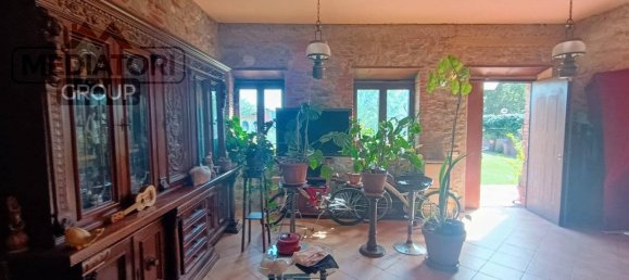 4 bedrooms Villa in Porcari, Italy No. 325580 6