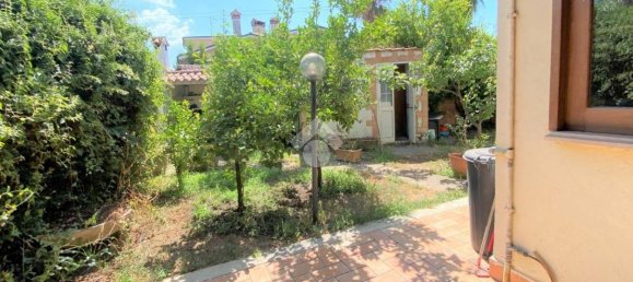 Villa T4 em Guidonia Montecelio, Italy N.º 262229 6
