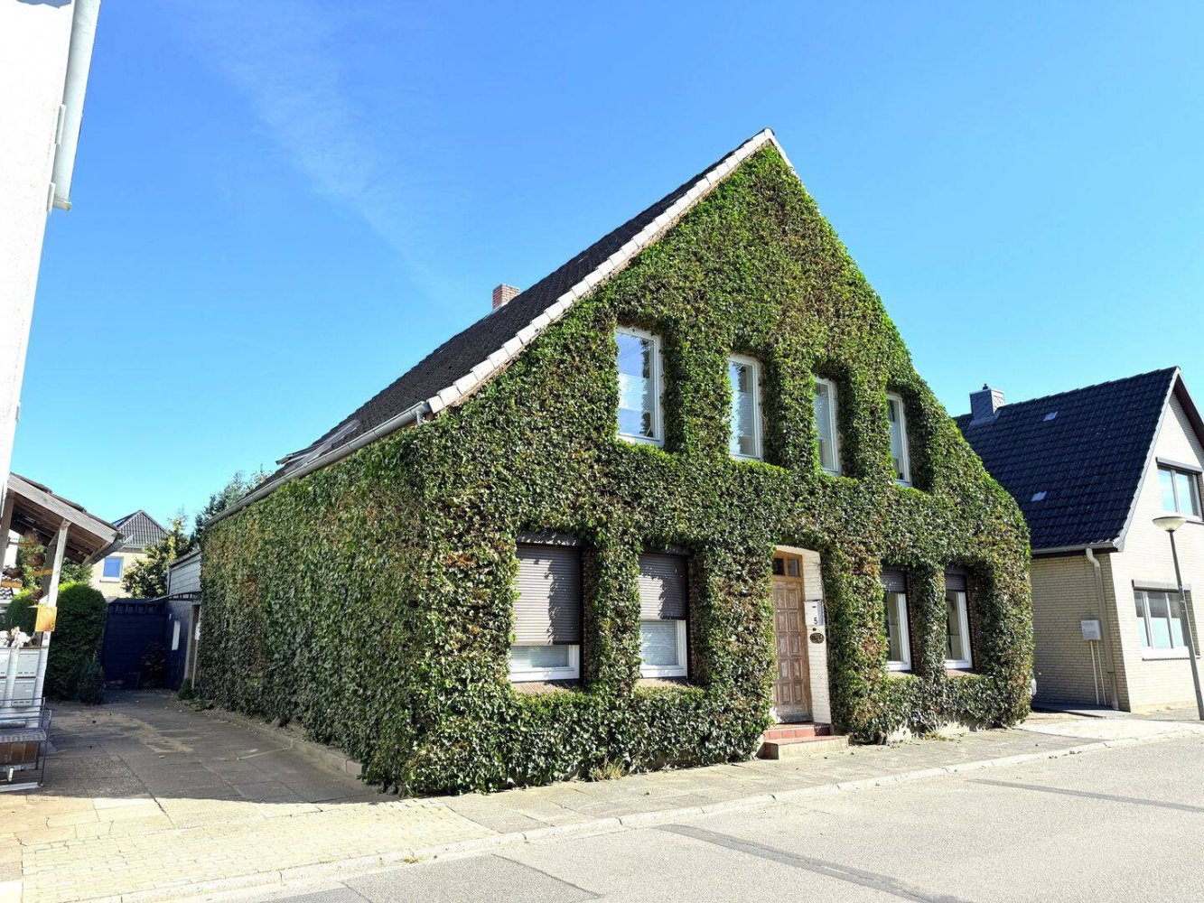 4 bedrooms House in Segeberg, Germany No. 367424