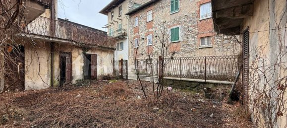 6 bedrooms House in Meina, Italy No. 81472 12