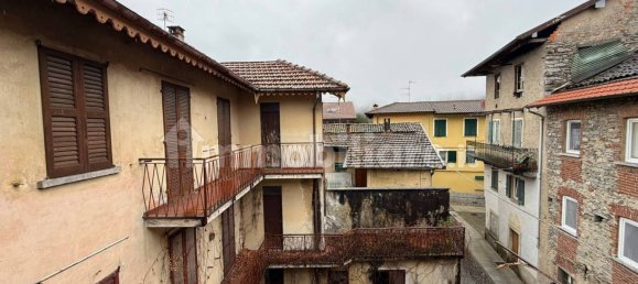 6 bedrooms House in Meina, Italy No. 81472 2